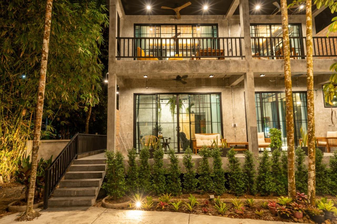 Grandfather Khaolak Resort カオラック エクステリア 写真